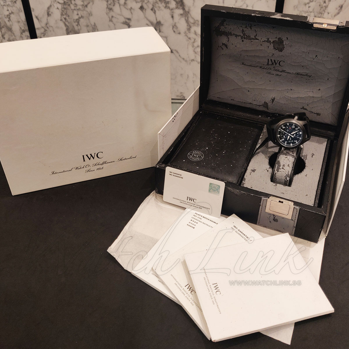 Pilot_Double_Chronograph_‘Limited_Edition’_4RdWcP.jpeg
