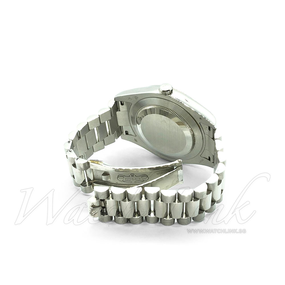 Day_Date_41_Platinum_‘Rare_Roman_Diamond_index’_3bSUhl.jpeg