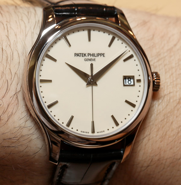Patek Philippe Calatrava 5227 Hands-On: A Perfect Daily Dress Watch | aBlogtoWatch